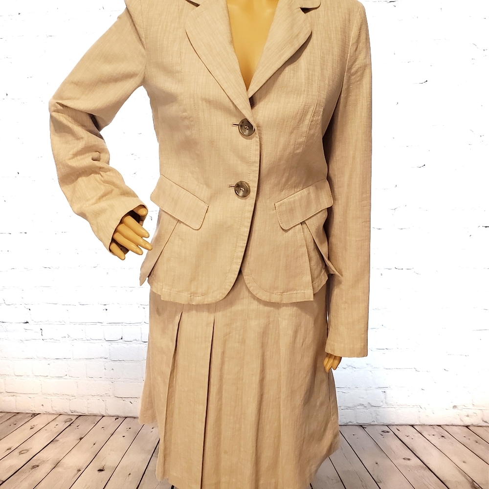 United Colors of Benetton tan skirt suit set